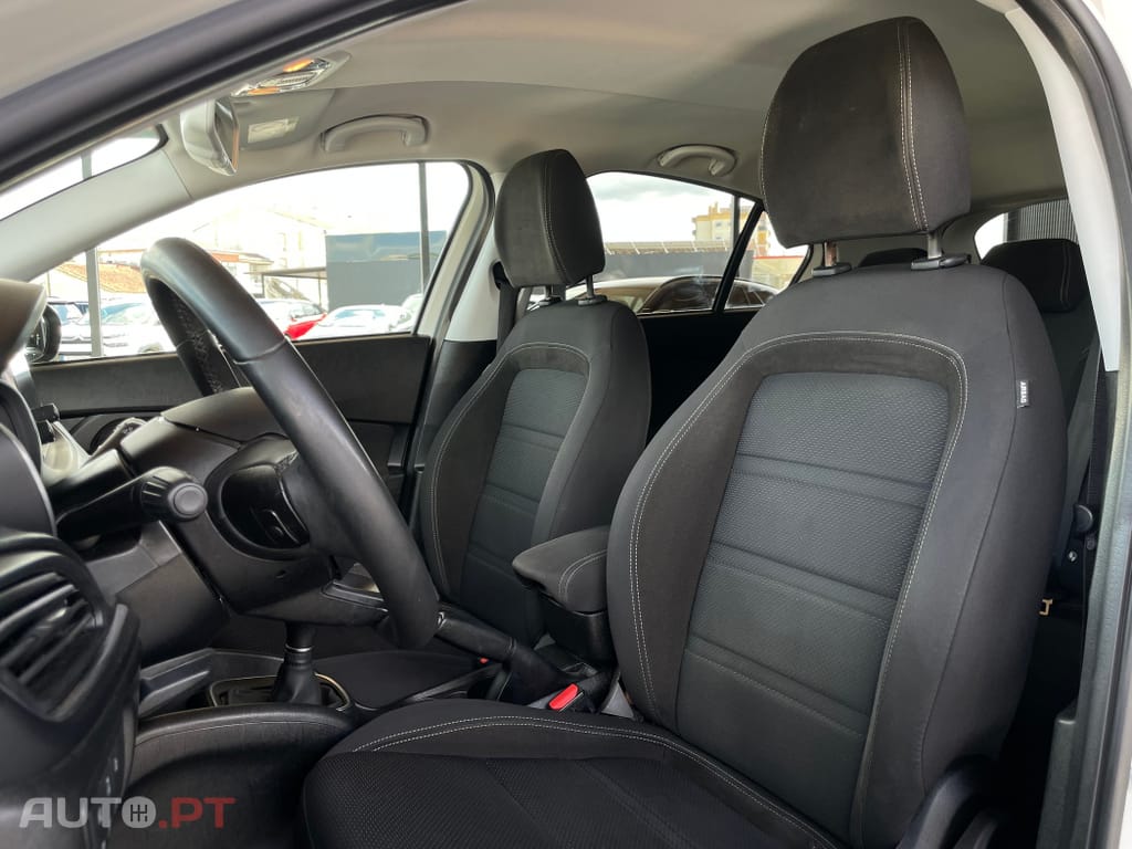 Fiat Tipo 1.3 M-Jet Lounge Tech J17