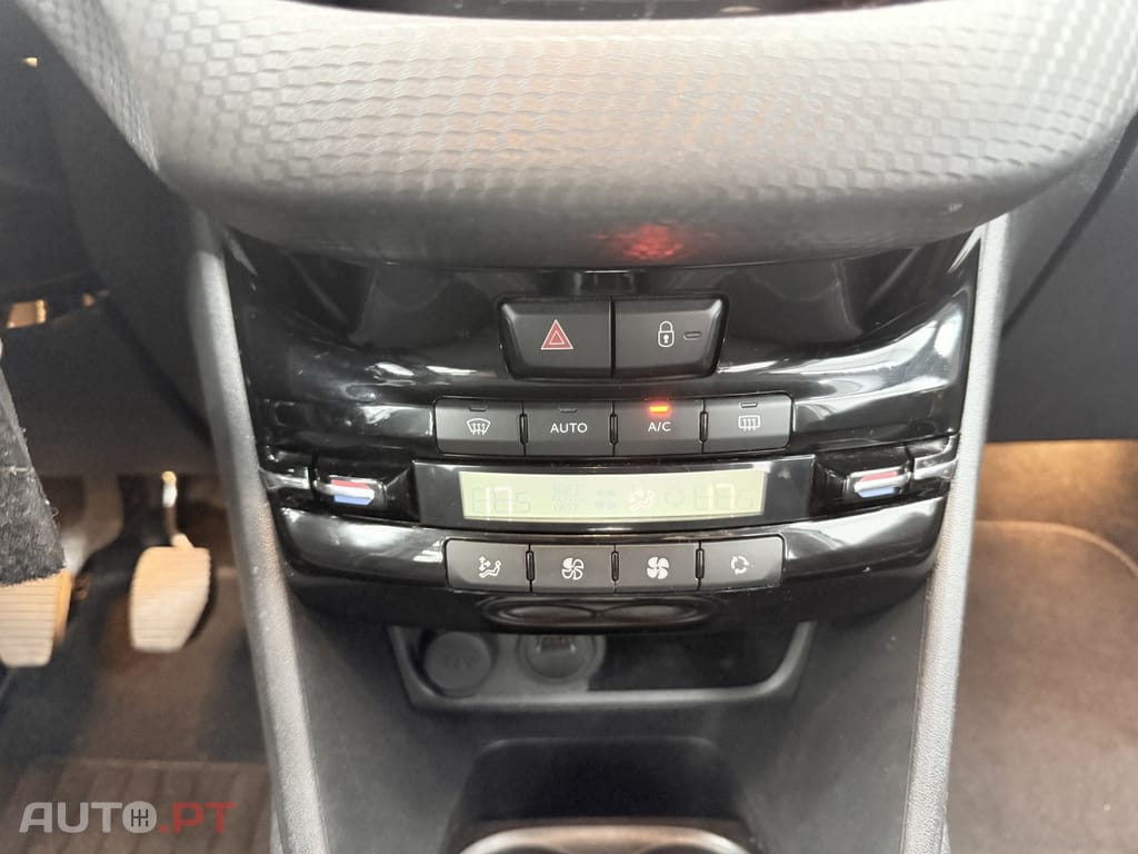 Peugeot 208 1.2 PureTech Allure