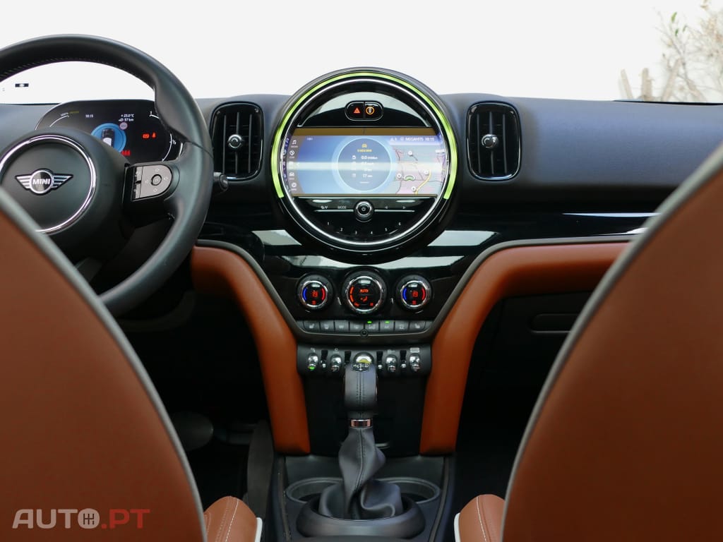 MINI Countryman Cooper SE ALL4 Classic Auto