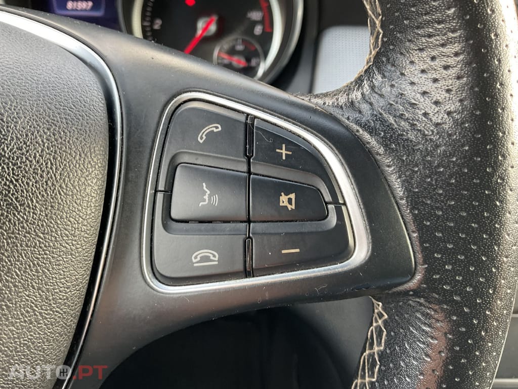 Mercedes-Benz CLA 180 d Urban