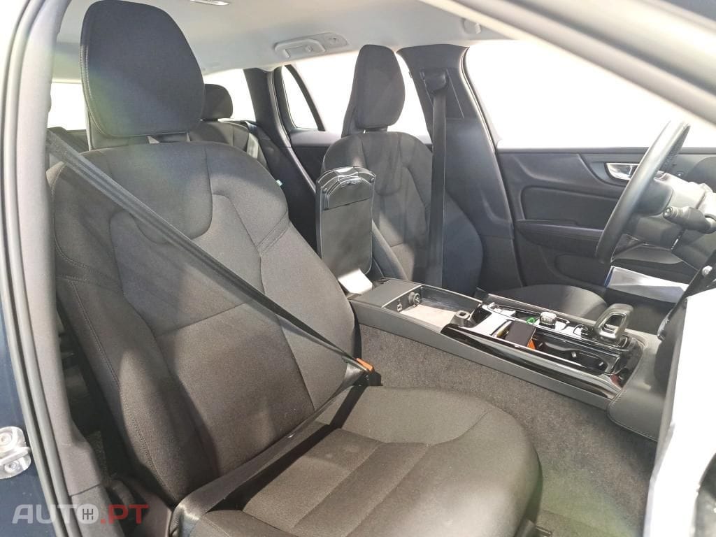 Volvo V60 2.0 T6 AWD TE Inscription Expression