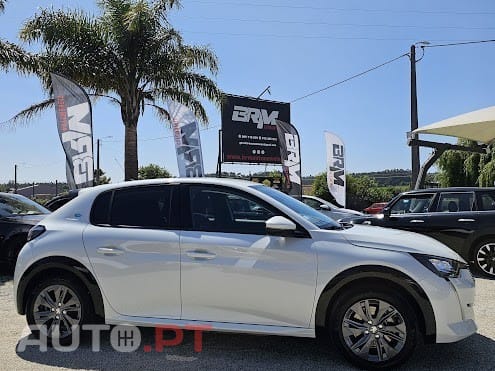 Peugeot E-208 Active Pack