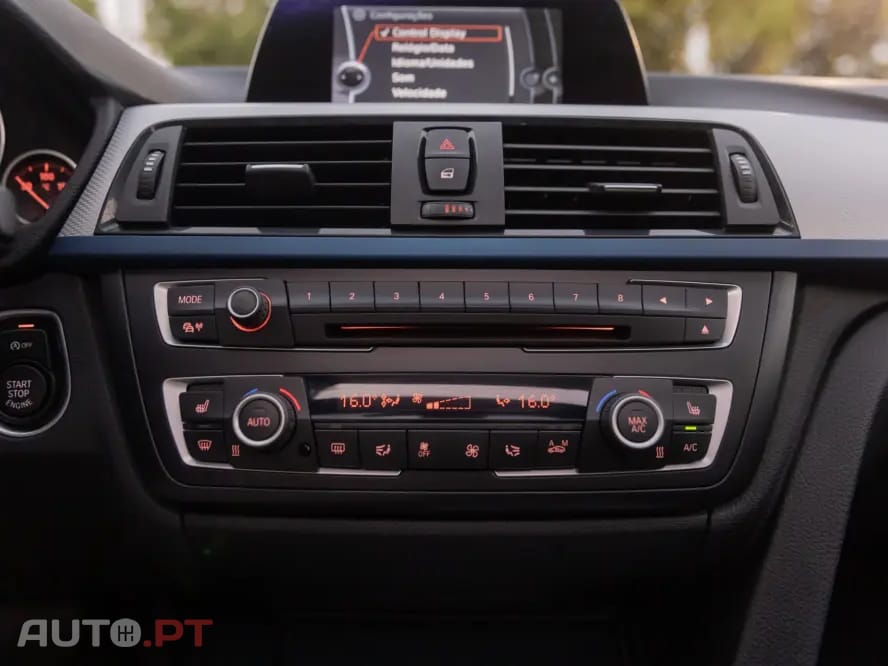 BMW 318 Touring Pack M