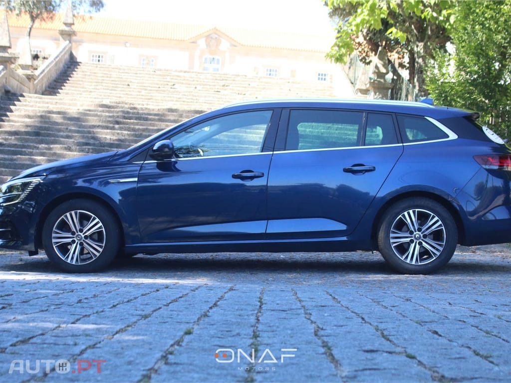 Renault Mégane Sport Tourer 1.5 Blue dCi Intens