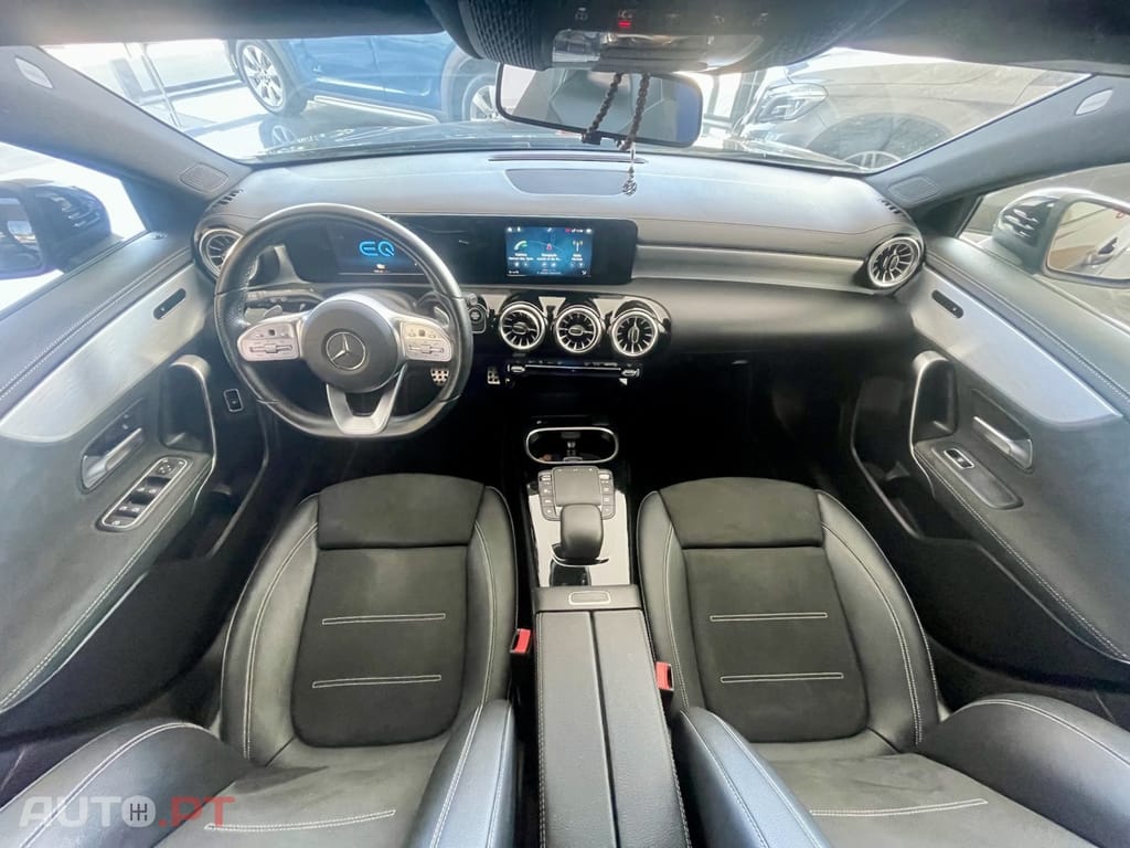 Mercedes-Benz A 250 e 8G-DCT AMG Line