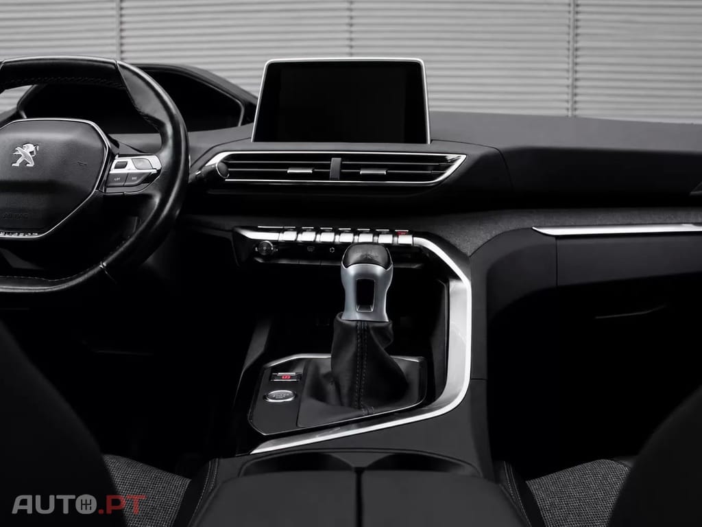 Peugeot 5008 1.6 BlueHDi Allure J17 — fotografia 14