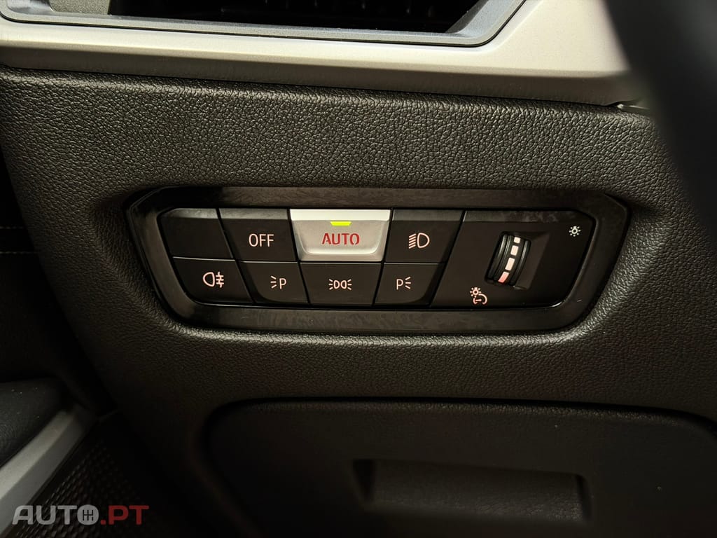 BMW 320 e Corporate Edition Auto