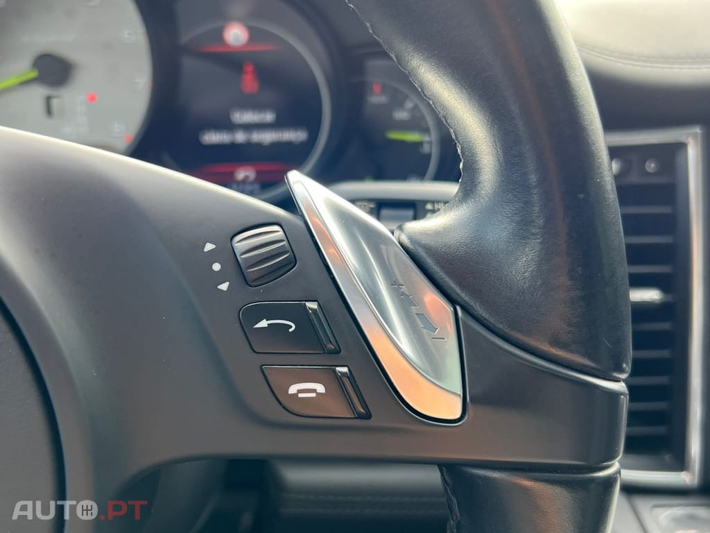 Porsche Panamera S e-Hybrid