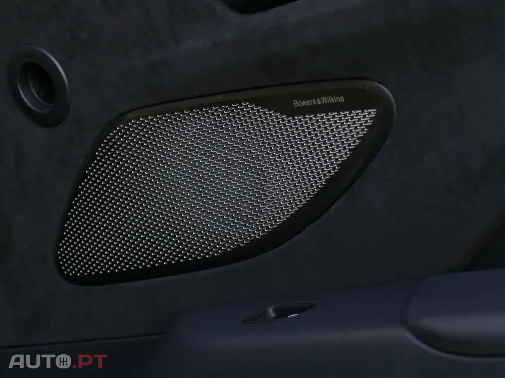 Aston Martin Vantage Coupé V8