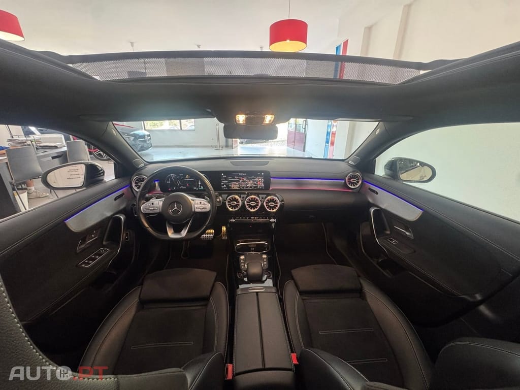 Mercedes-Benz A 250 e AMG Line