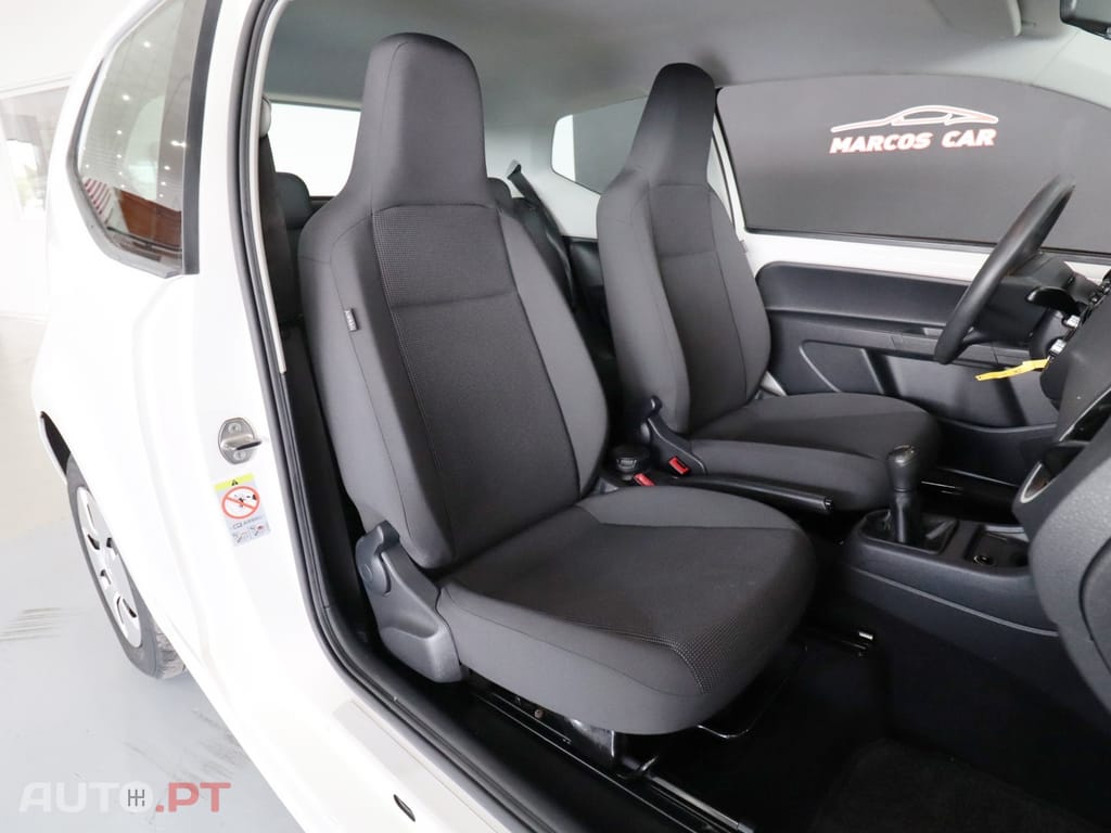 Volkswagen Up! 1.0 Take