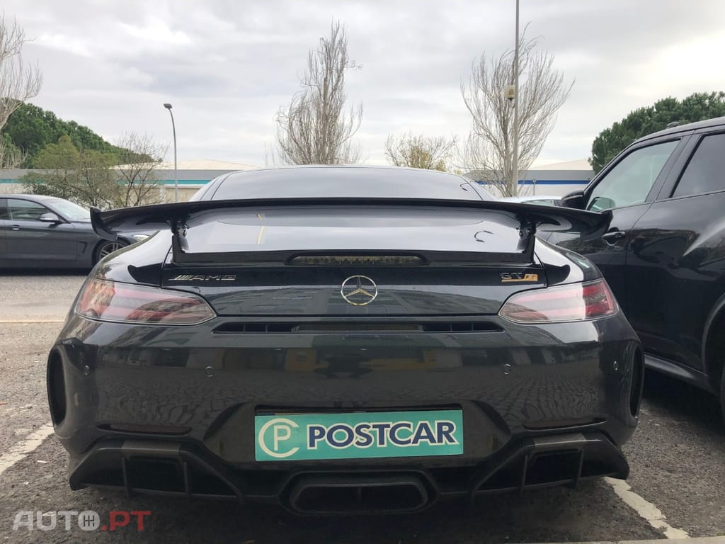 Mercedes-Benz AMG GT R
