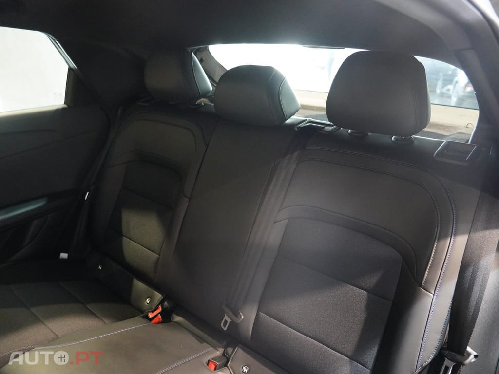 MG MG4 64 kWh Luxury
