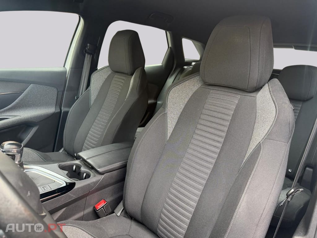 Peugeot 3008 1.2 PureTech Active Pack