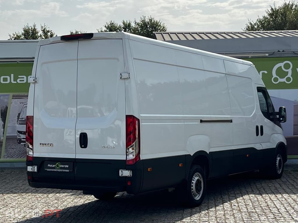 Iveco Daily 3.0  180 CV L 4 H 2