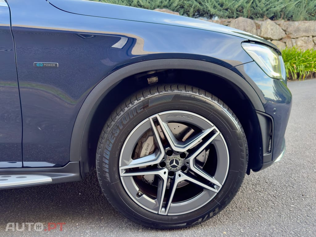 Mercedes-Benz GLC 300 de Coupe 4Matic 9G-TRONIC AMG Line