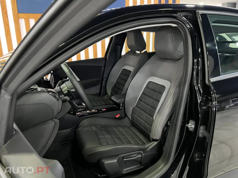 Citroen C4 1.2 Hybrid Plus e-DSC6