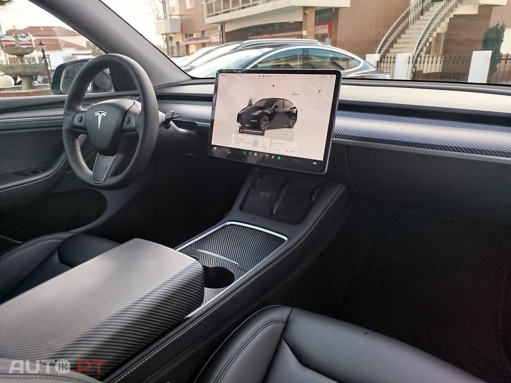 Tesla Model Y Tração Traseira