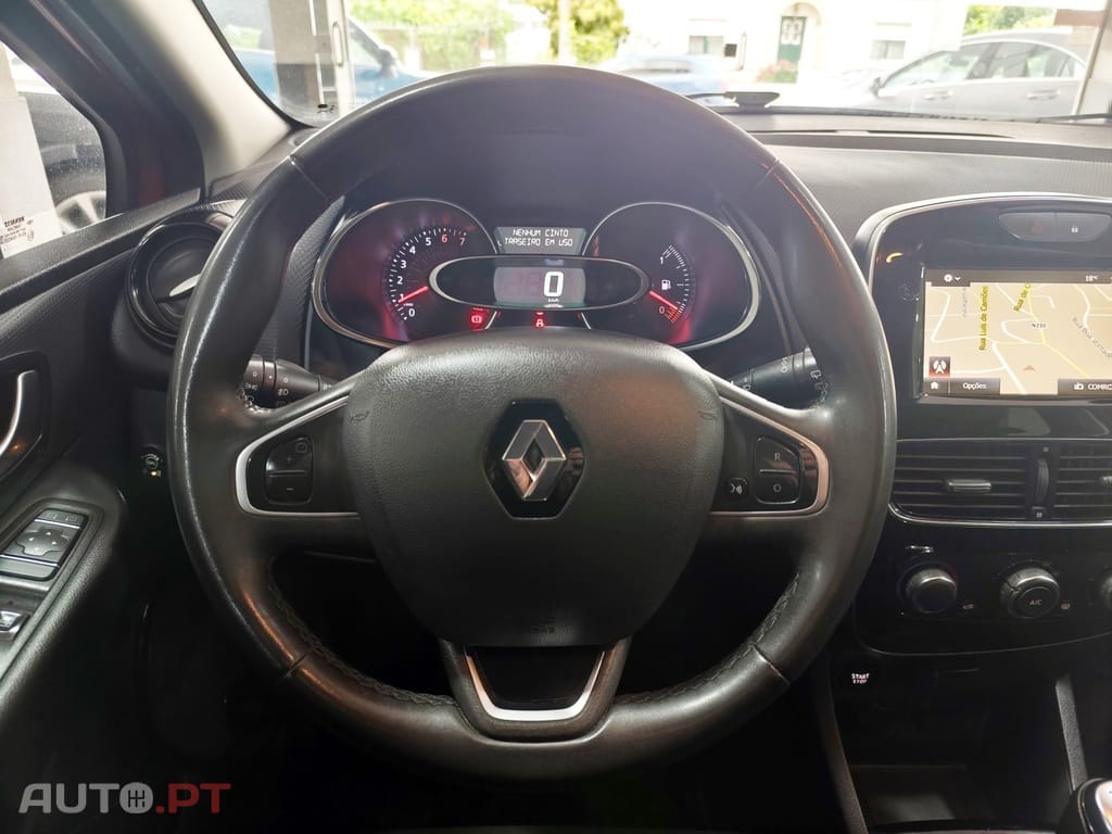 Renault Clio 0.9 TCe Limited Bi-Fuel