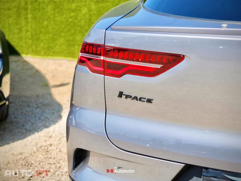 Jaguar I-Pace EV400 R-Dynamic HSE AWD