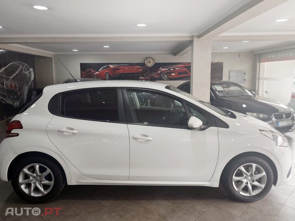 Peugeot 208 1.2 VTi Active