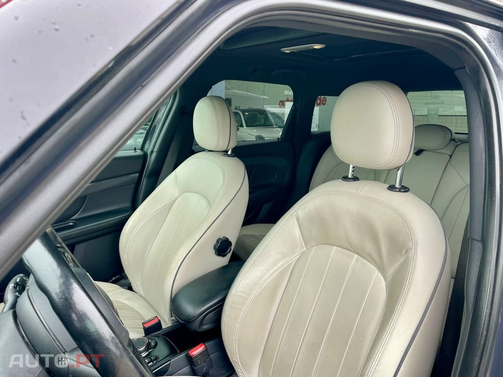 MINI Countryman Cooper SE ALL4 Auto