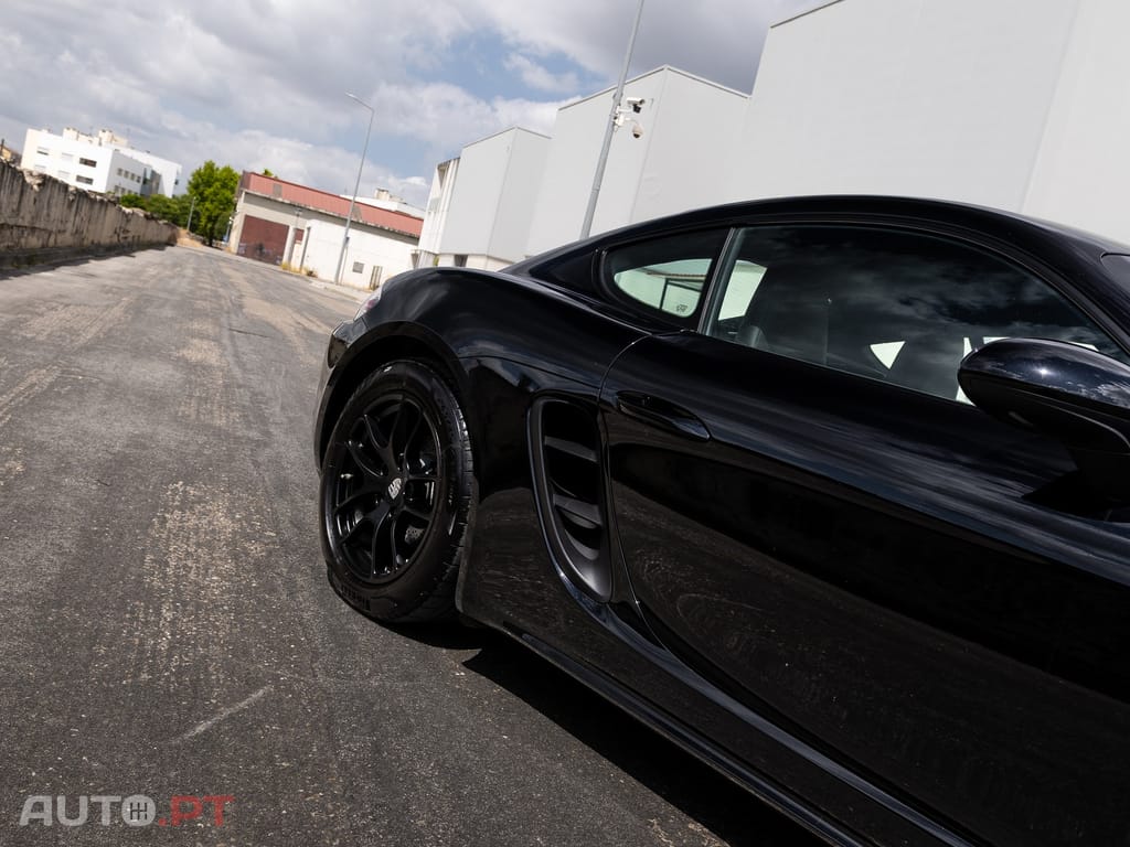 Porsche 718 2.0 T PDK