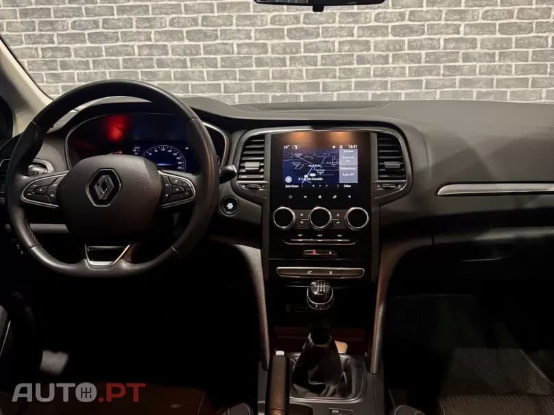 Renault Mégane Sport Tourer BLUE dCi 115 EDC INTENS