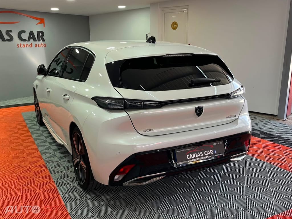 Peugeot 308 1.2 PureTech GT EAT8