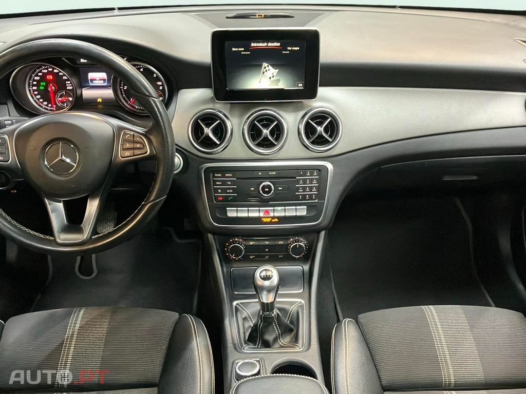 Mercedes-Benz GLA 180 (CDI) d Urban