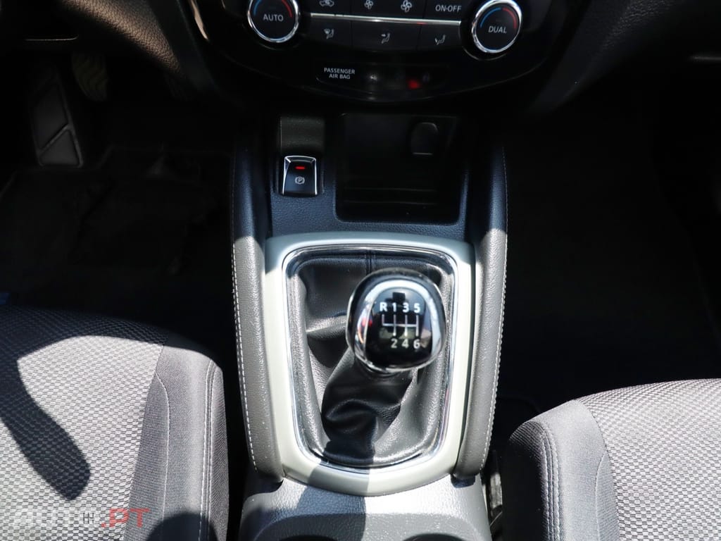 Nissan Qashqai 1.2 DIG-T Acenta