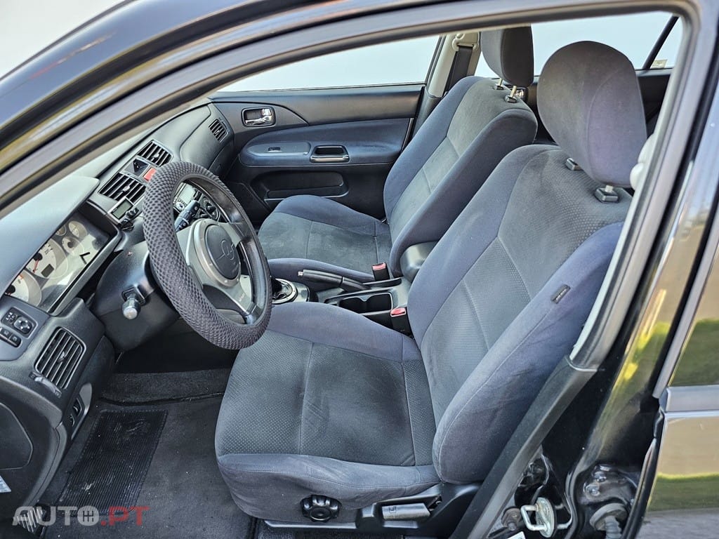 Mitsubishi Lancer SW 1.6 Intense GPL