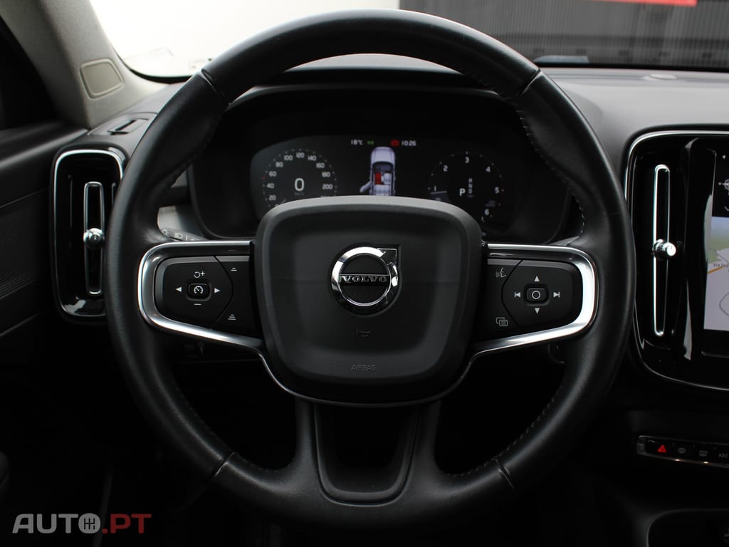 Volvo XC40 2.0 D3 Momentum Plus Geartronic