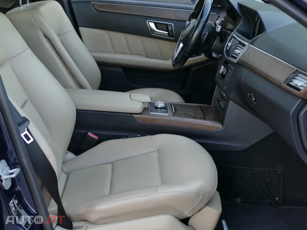Mercedes-Benz E 220 CDi Avantgarde BE Auto.