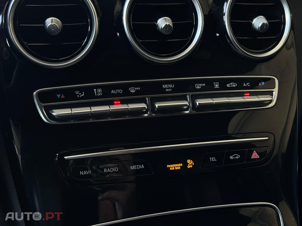 Mercedes-Benz C 300 de AMG Line