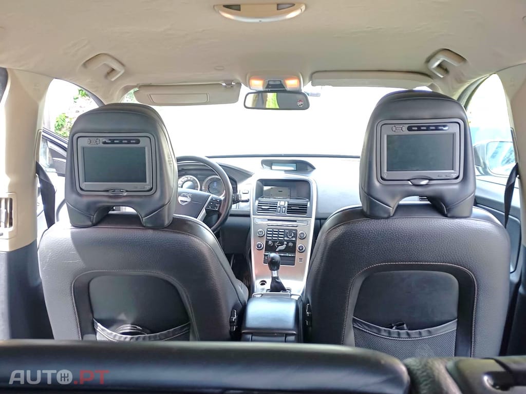 Volvo XC60 2.0 D3 Drive Summum 7 Lugares Nac