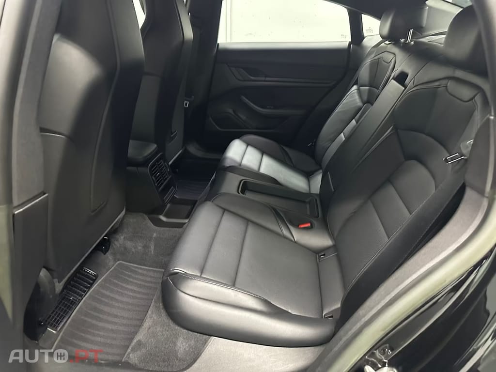 Porsche Taycan Sport