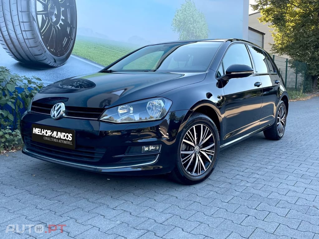 Volkswagen Golf 2.0 TDI BlueMotion DSG Allstar