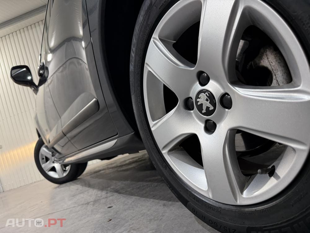 Peugeot 3008 1.6 BlueHDi Allure