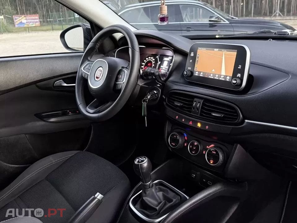 Fiat Tipo 1.3 M-Jet Lounge Tech
