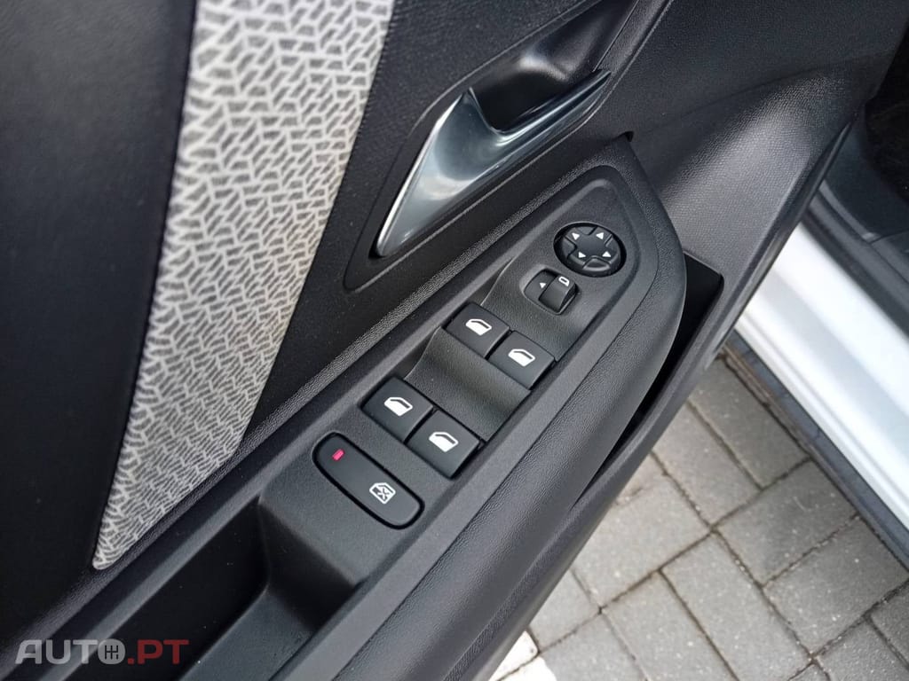 Citroen e-C4 50 kWh Autonomia Conforto You