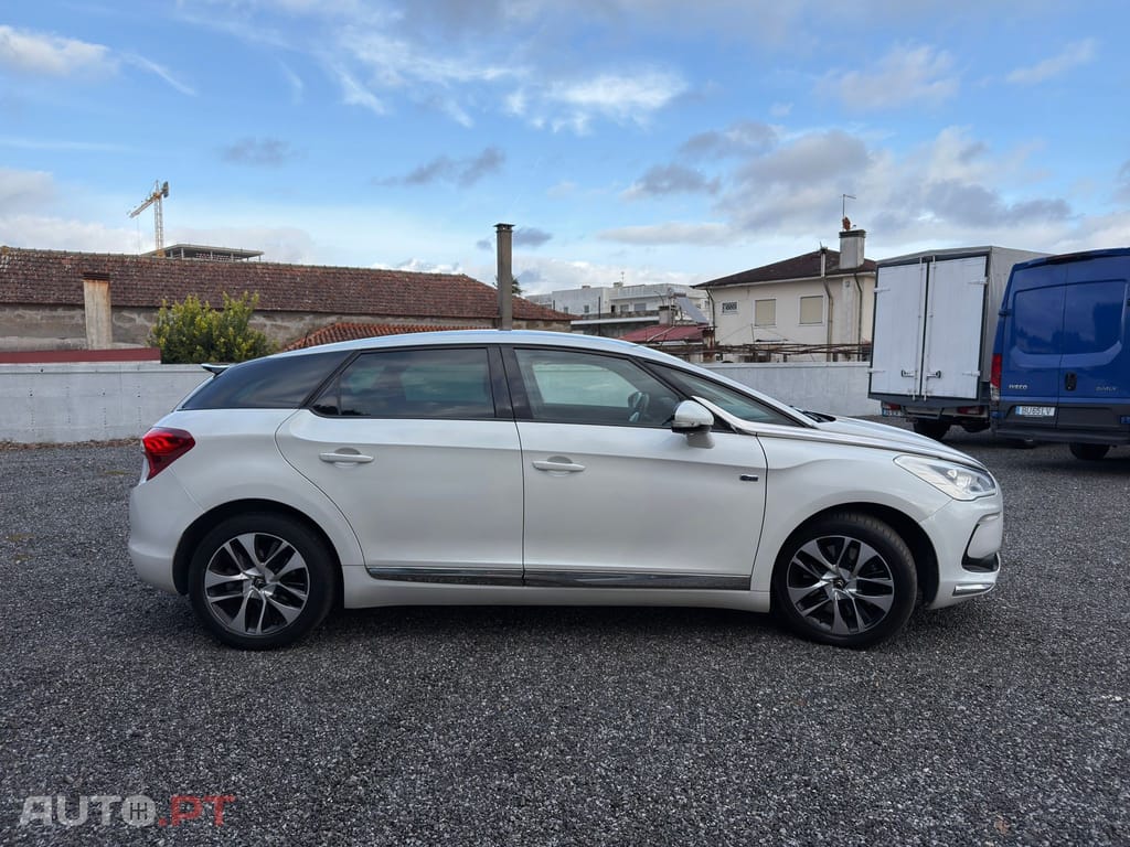 Citroen DS5 2.0 HDi Hybrid4 Sport Chic CMP6