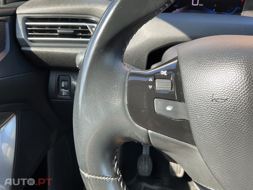 Peugeot 308 1.5 BlueHDi Allure