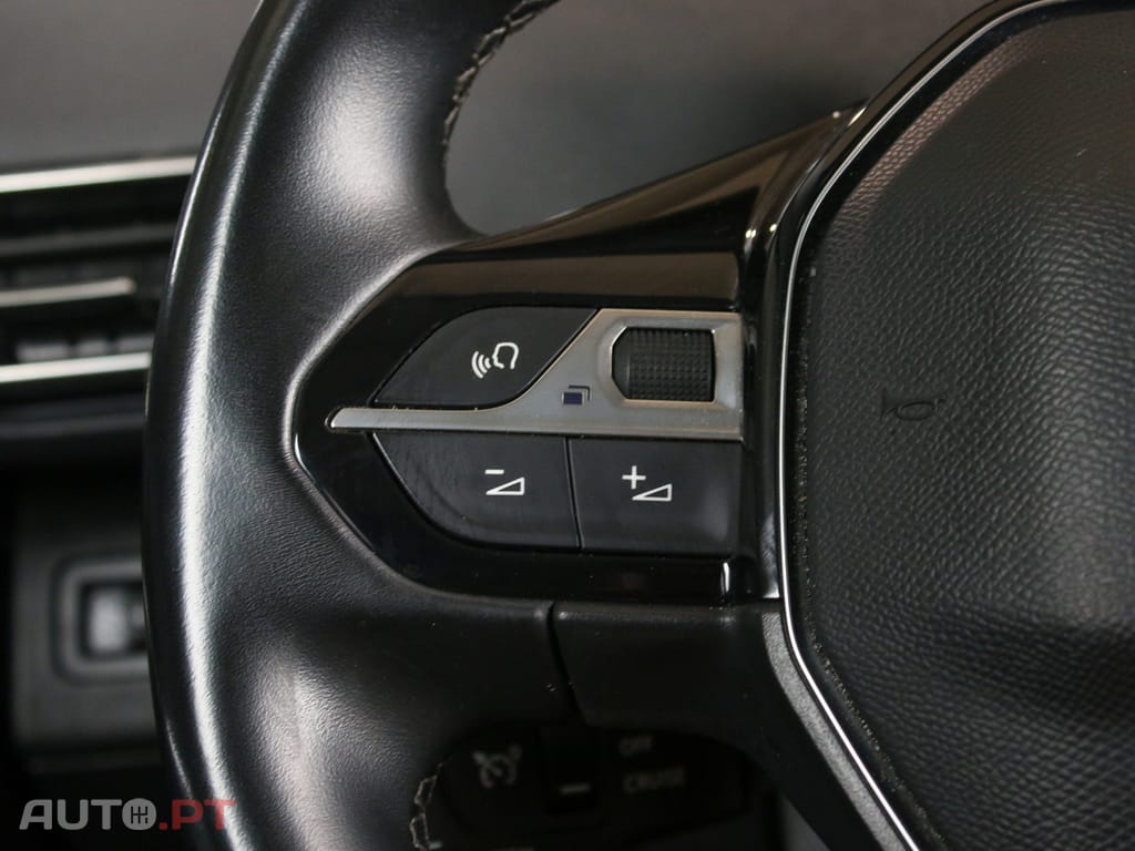 Peugeot 3008 1.2 PureTech Allure Pack