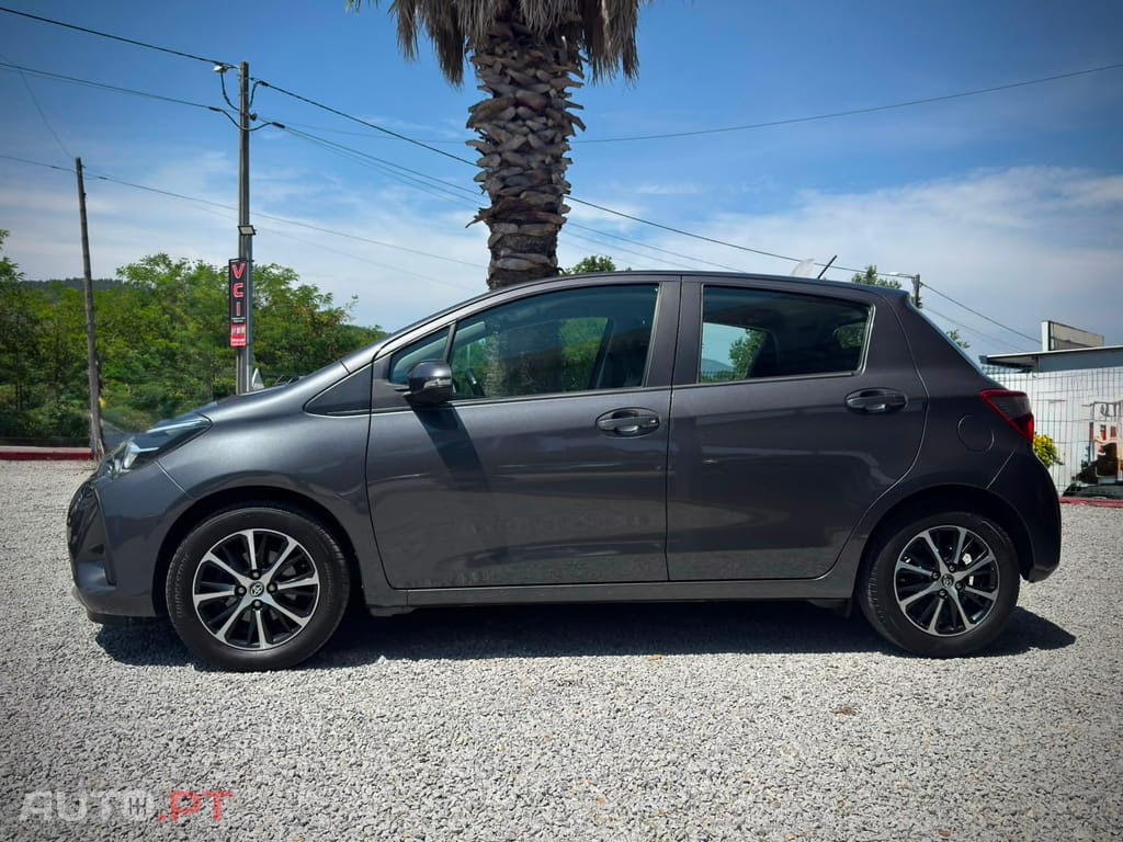 Toyota Yaris 1.0 VVT-I CONFORT