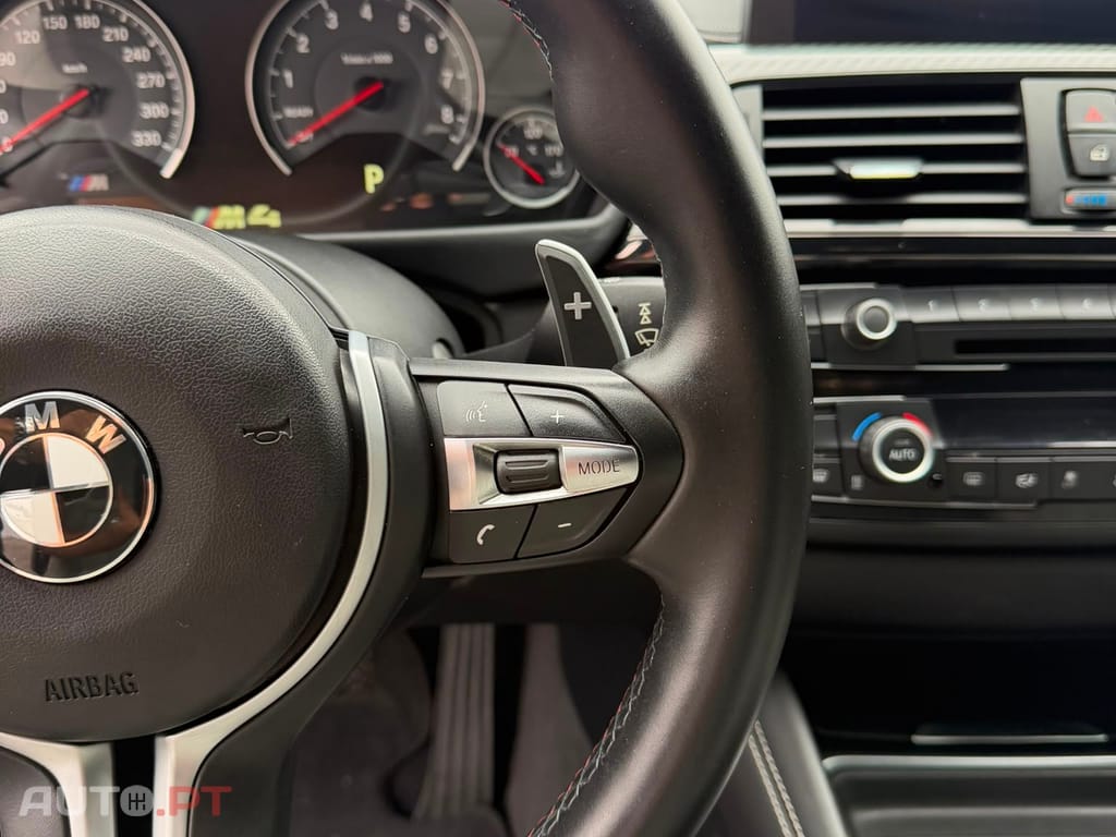 BMW M4 Auto