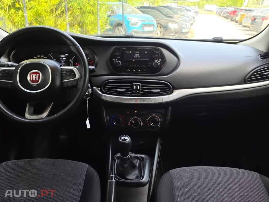 Fiat Tipo 1.3 M-Jet Easy