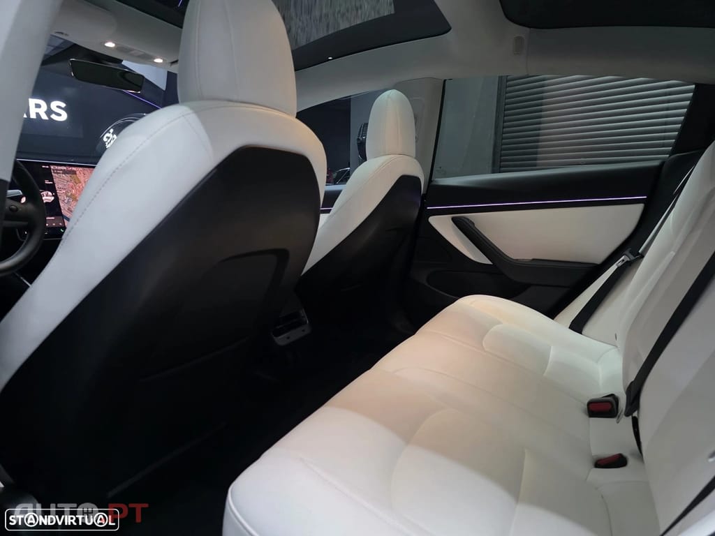 Tesla Model 3 Standard Range Plus RWD