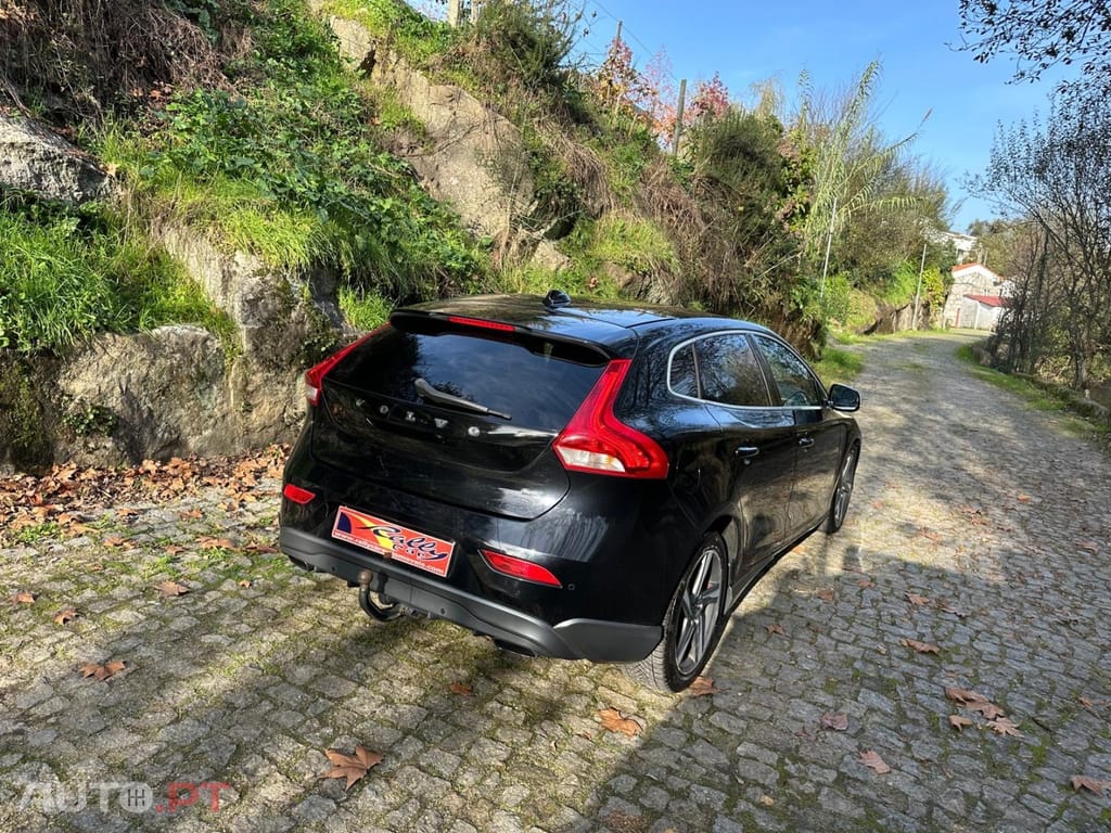 Volvo V40 1.6 D2 R-Design