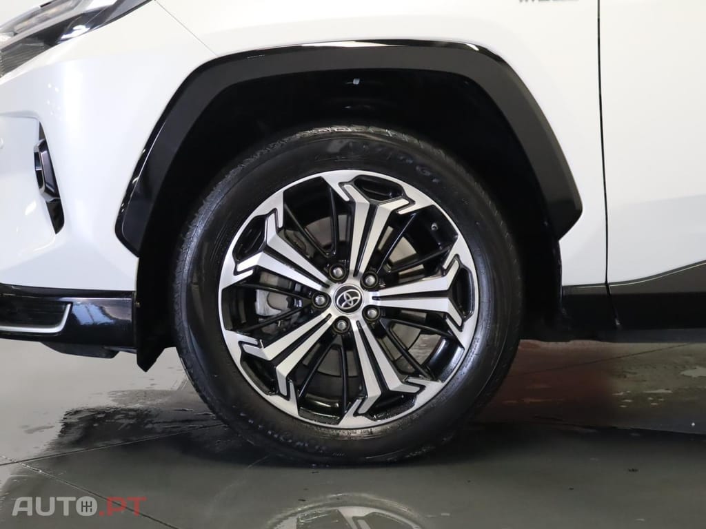 Toyota RAV4  2.5 HDF Plug-in Lounge AWD-i